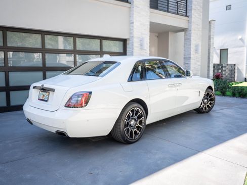 Used 2022 Rolls-Royce Ghost Black Badge AWD/4WD image 9