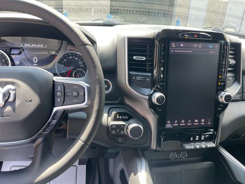 New 2026 RAM 1500 Big Horn AWD/4WD image 14