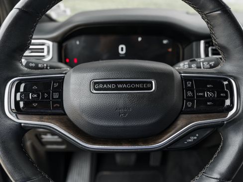 Used 2024 Jeep Grand Wagoneer L 4WD image 16