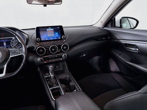 Used 2022 Nissan Sentra SV FWD image 26