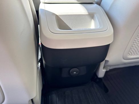 Used 2023 Volvo XC60 B5 Plus w/ Protection Package Premier FWD image 16