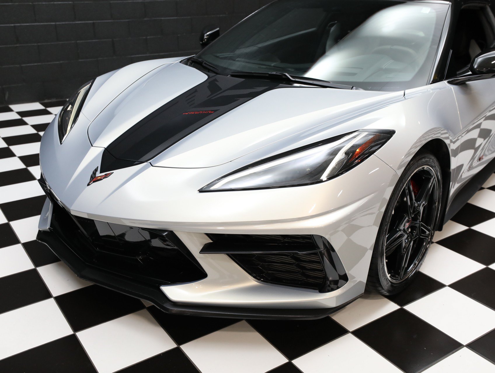 Used 2021 Chevrolet Corvette Stingray Premium Conv w/ Z51 Performance Package RWD image 8