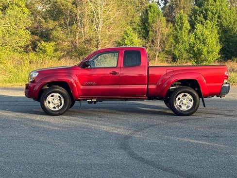 Used 2006 Toyota Tacoma 4x4 Access Cab V6 image 3