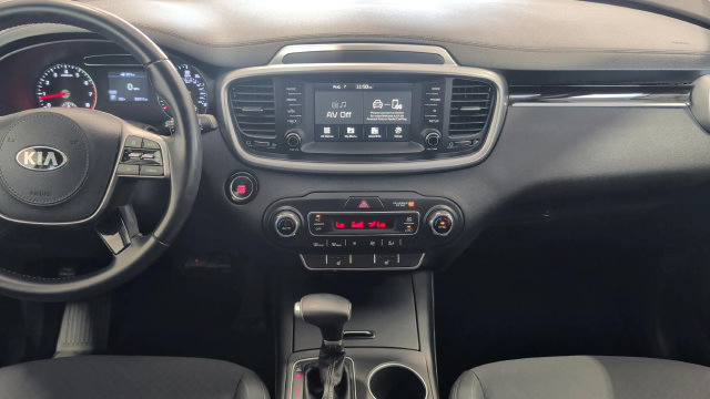 Used 2020 Kia Sorento S AWD/4WD image 26