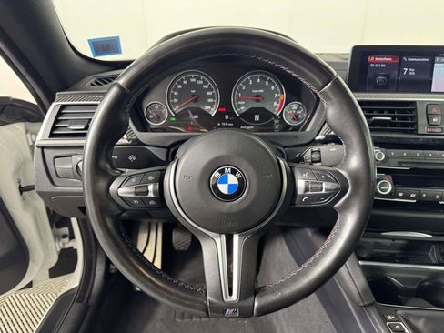 Used 2018 BMW M4 Coupe RWD image 20
