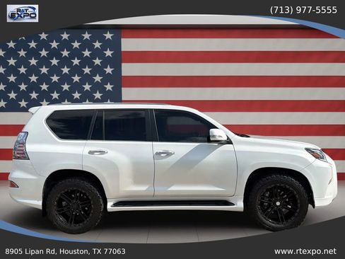 Used 2020 Lexus GX 460 Luxury w/ Accessory Package AWD/4WD image 9