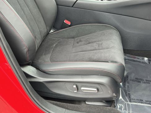 Certified 2025 Acura ADX A-Spec image 27