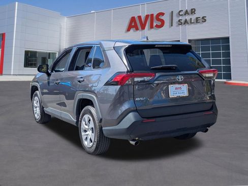 Used 2024 Toyota RAV4 LE image 9