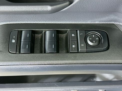 Used 2025 Toyota 4Runner TRD Off-Road image 15