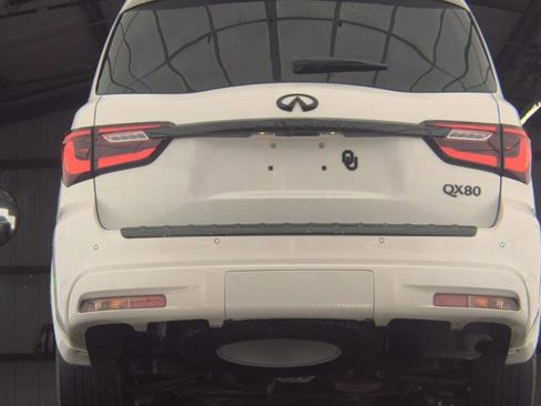 Certified 2022 INFINITI QX80 Sensory w/ Cargo Package image 9