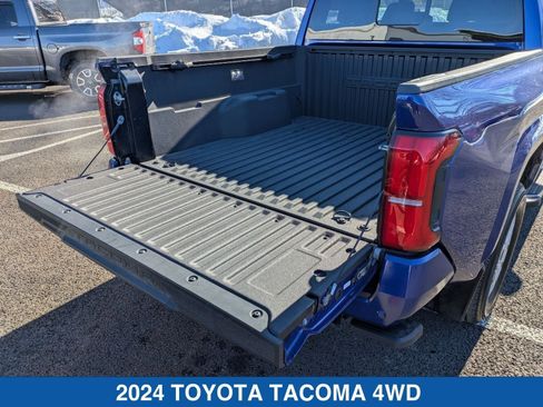 Used 2024 Toyota Tacoma SR5 image 33