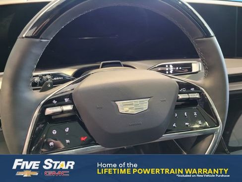 New 2026 Cadillac Vistiq Luxury w/ LPO, Floor Liner Package image 22