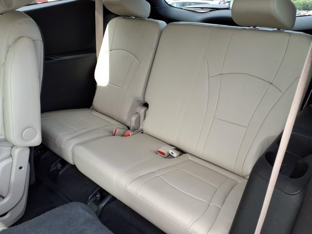 Used 2018 Buick Enclave Essence AWD/4WD image 6