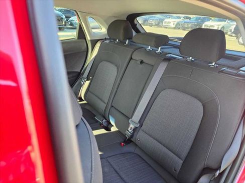 Used 2022 Hyundai Kona SEL image 19