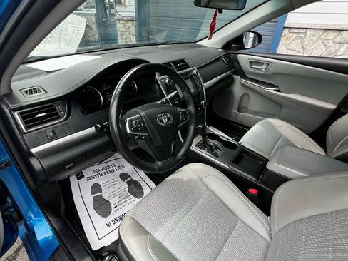 Used 2017 Toyota Camry LE FWD image 9
