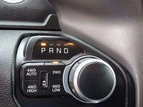 Used 2021 RAM 1500 Big Horn AWD/4WD image 14