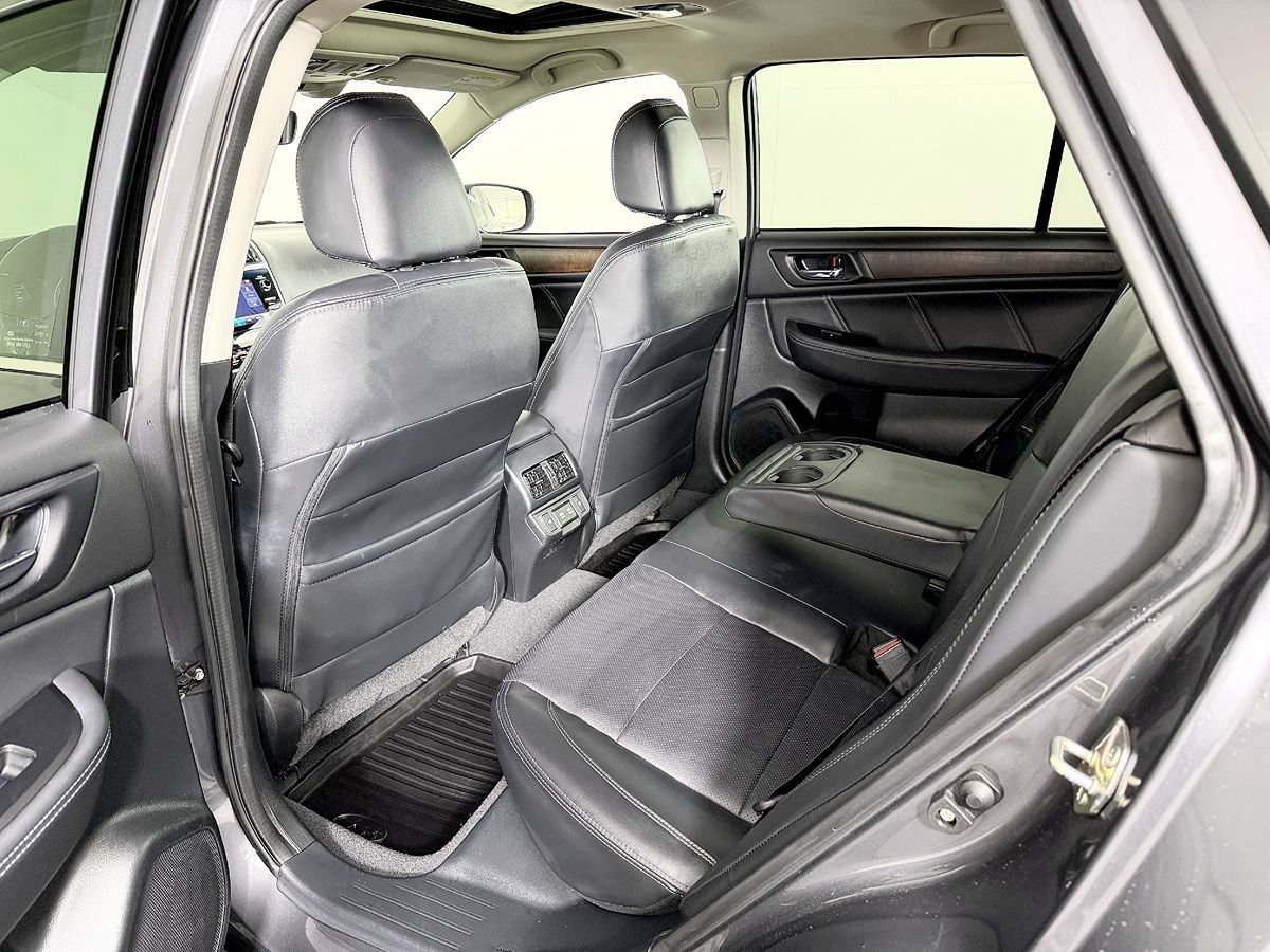Used 2019 Subaru Outback 3.6R Limited AWD/4WD image 40