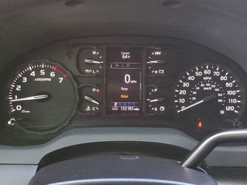 Used 2019 Toyota Tundra SR image 32