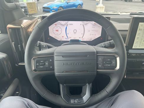 New 2025 GMC Hummer EV 3X image 20