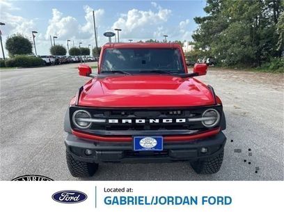 New 2024 Ford Bronco Outer Banks w/ Sasquatch Package