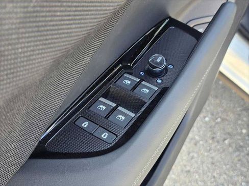 New 2026 Audi Q3 quattro 2.0T AWD/4WD image 22