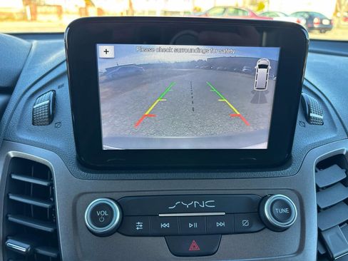 Used 2020 Ford Transit Connect XL image 17