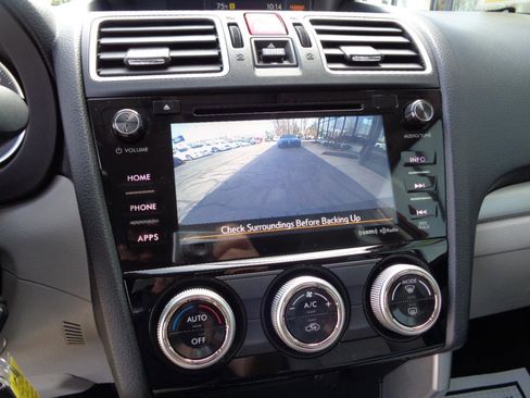 Used 2017 Subaru Forester 2.5i Premium w/ All-Weather Package image 12