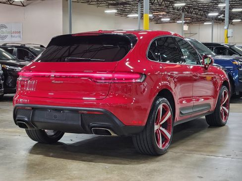 Used 2023 Porsche Macan AWD/4WD image 9