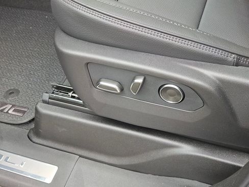 New 2026 GMC Yukon XL Denali w/ Sun & Power Step Package image 26