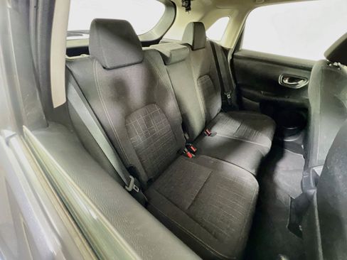 Used 2023 Honda HR-V LX image 24