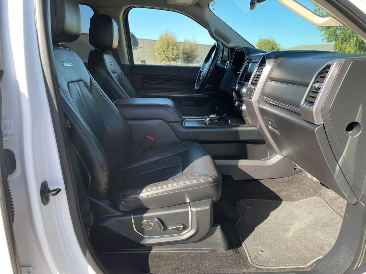 Used 2019 Ford Expedition Platinum RWD image 26