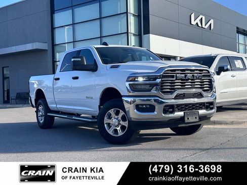 Used 2026 RAM 2500 Big Horn AWD/4WD image 1