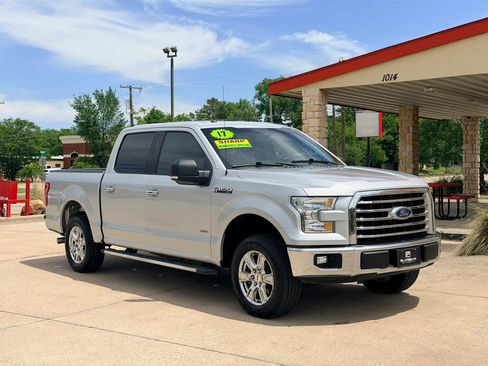 Used 2017 Ford F150 XLT w/ Equipment Group 302A Luxury RWD image 7