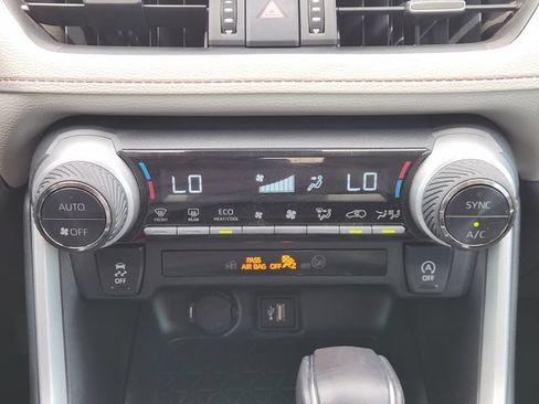 Used 2024 Toyota RAV4 XLE Premium FWD image 18