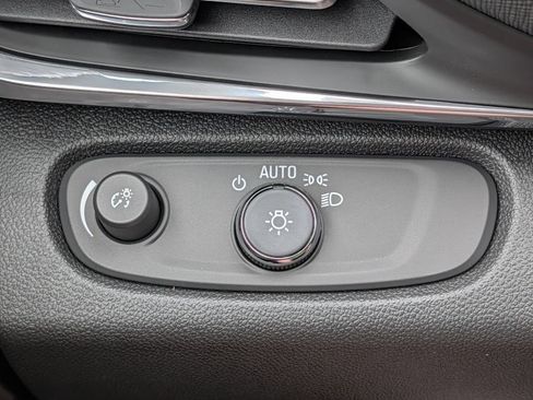 New 2026 Buick Envista Preferred w/ Convenience I Package FWD image 39