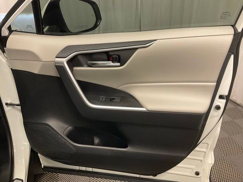 Used 2024 Toyota RAV4 XLE image 27