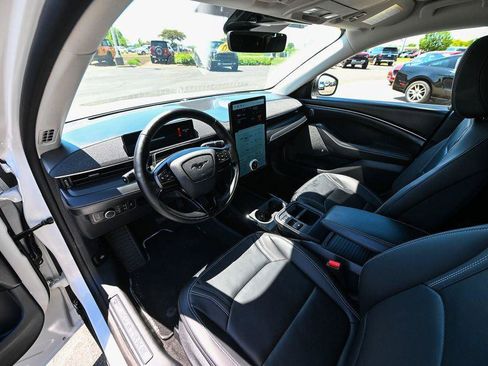 Certified 2025 Ford Mustang Mach-E Premium AWD/4WD image 18