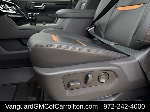 New 2026 GMC Sierra 1500 AT4 w/ AT4 Premium Package AWD/4WD image 23
