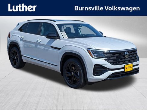New 2026 Volkswagen Atlas Cross Sport SEL R-Line AWD/4WD image 1