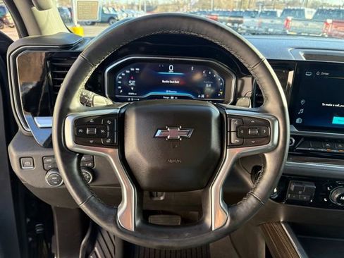 Used 2023 Chevrolet Silverado 1500 RST image 14