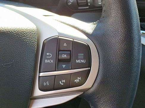 Used 2022 Ford Explorer XLT image 23