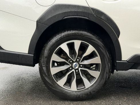 Used 2024 Subaru Outback Touring XT AWD/4WD image 9