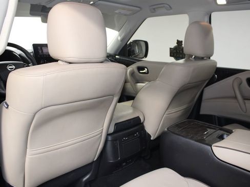 Used 2024 Nissan Armada Platinum w/ Captain's Chairs Package image 27