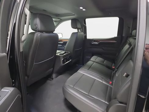 Used 2023 GMC Sierra 1500 Denali w/ Denali Reserve Package AWD/4WD image 12