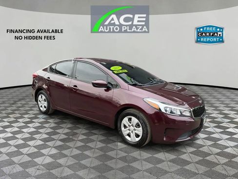 Used 2018 Kia Forte LX image 1
