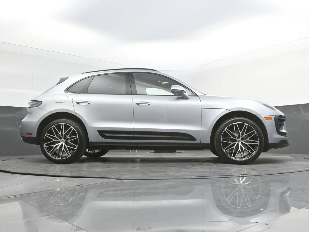 New 2026 Porsche Macan AWD/4WD image 39