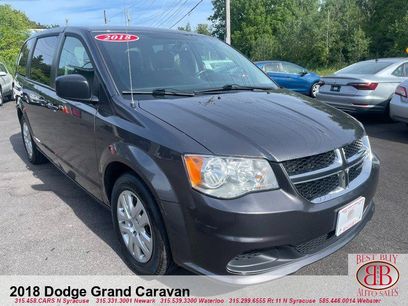 Used 2018 Dodge Grand Caravan SE w/ UConnect Hands-Free Group