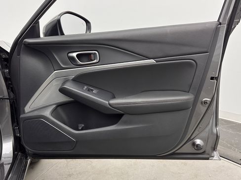 Used 2025 Acura Integra image 32