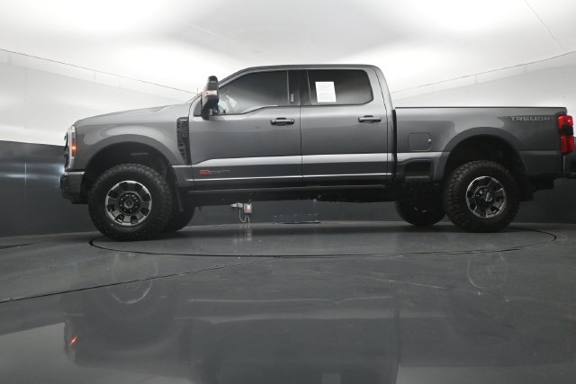 Used 2024 Ford F350 Lariat w/ Lariat Ultimate Package AWD/4WD image 34