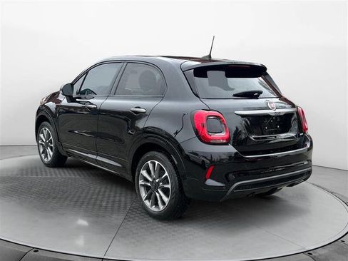 Used 2022 FIAT 500X Pop w/ Sport Appearance Package image 3